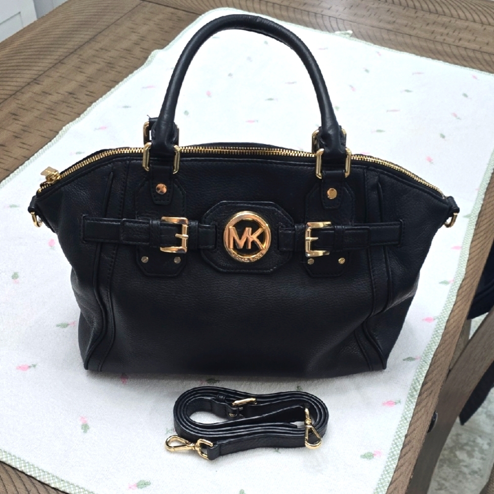 Michael Michael Kors Hudson Satchel